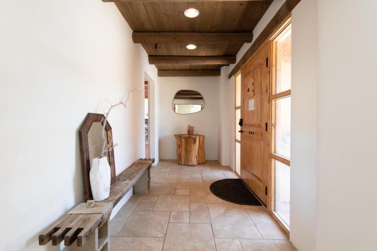 Renovated Lodge - Room 2 With Pool Access Joshua Tree Kültér fotó