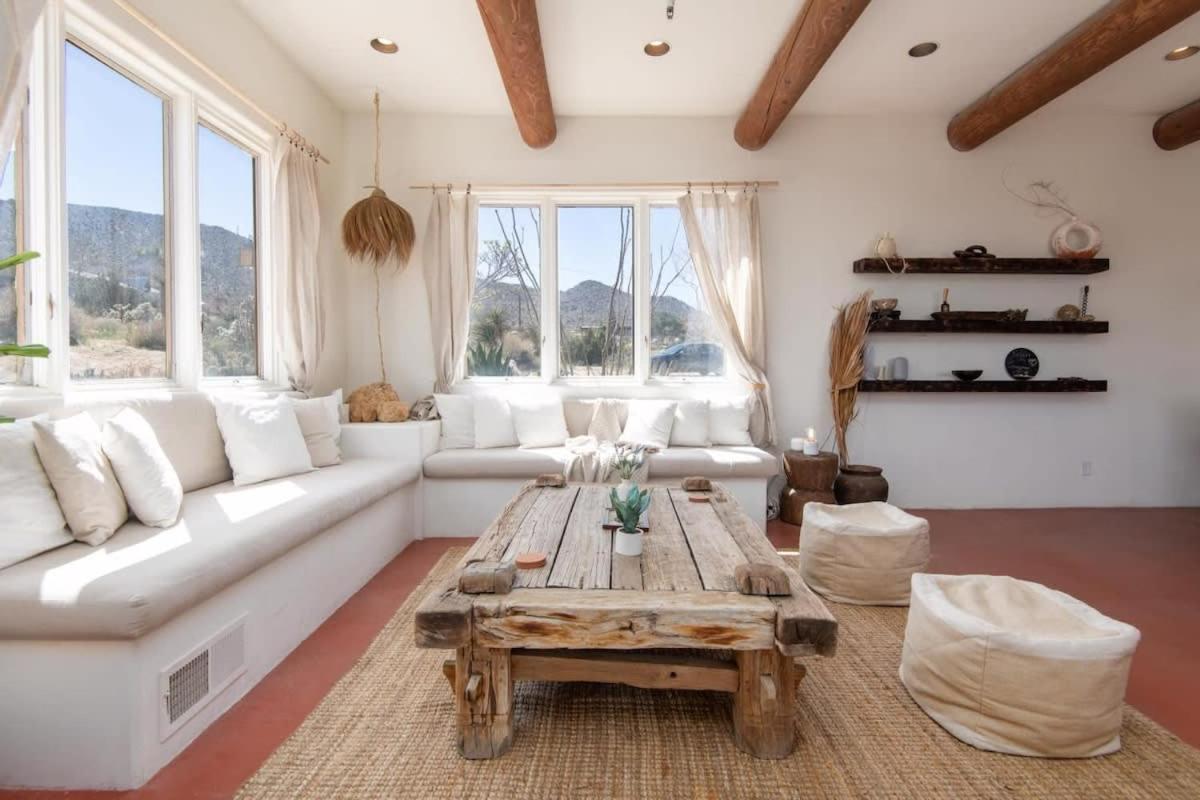 Renovated Lodge - Room 2 With Pool Access Joshua Tree Kültér fotó