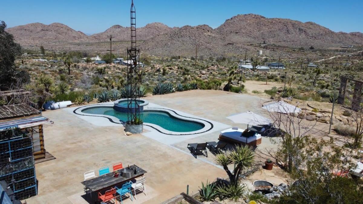 Renovated Lodge - Room 2 With Pool Access Joshua Tree Kültér fotó