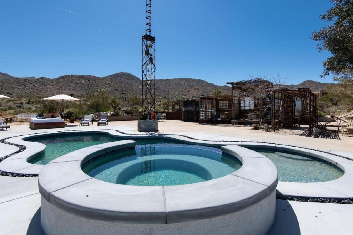 Renovated Lodge - Room 2 With Pool Access Joshua Tree Kültér fotó